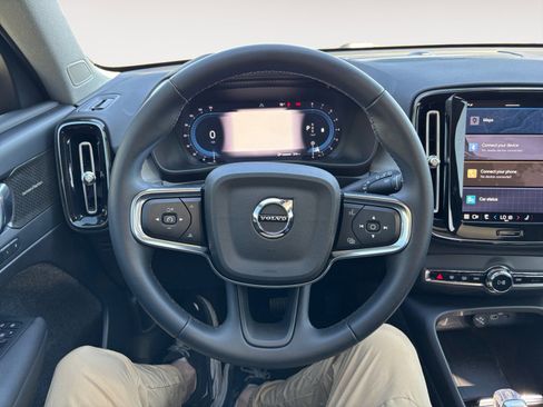 New 2025 Volvo XC40 B5 Plus w/ Protection Package Premier image 12