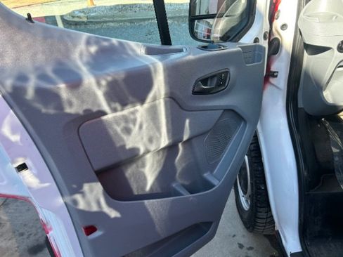 Used 2018 Ford Transit 350 148 Medium Roof image 8