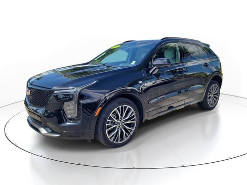 Used 2024 Cadillac XT4 Sport FWD image 5