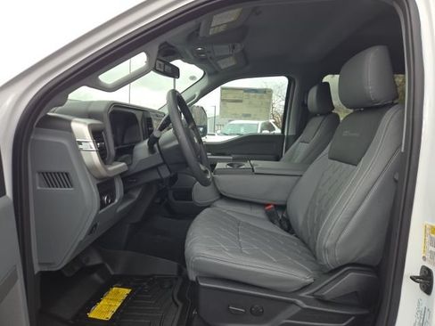 New 2026 Ford F350 XLT w/ XLT Premium Package AWD/4WD image 17
