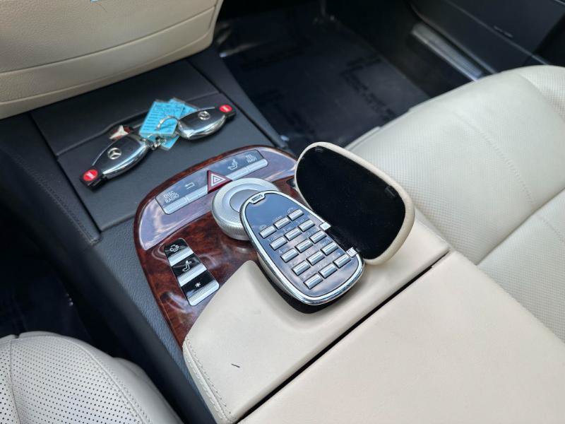 Used 2007 Mercedes-Benz S 550 4MATIC image 39
