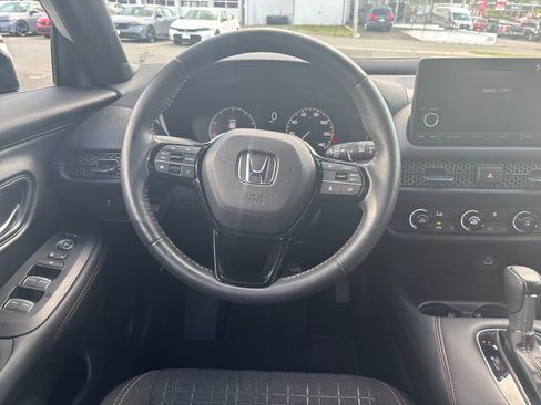 Used 2024 Honda HR-V Sport image 15