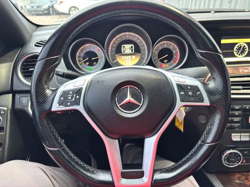 Used 2012 Mercedes-Benz C 300 4MATIC Sedan image 30
