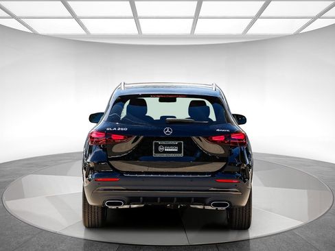 New 2026 Mercedes-Benz GLA 250 4MATIC image 3