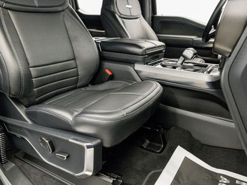 Used 2025 Ford F150 Platinum AWD/4WD image 32