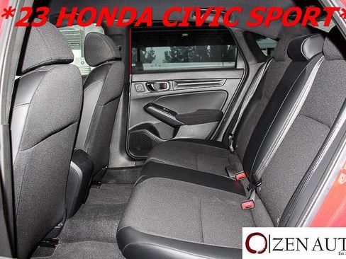 Used 2023 Honda Civic Sport image 30