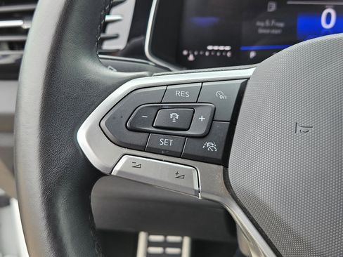 Used 2025 Volkswagen Jetta Sport FWD image 18