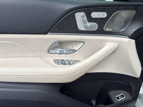 Certified 2023 Mercedes-Benz GLS 580 4MATIC image 25