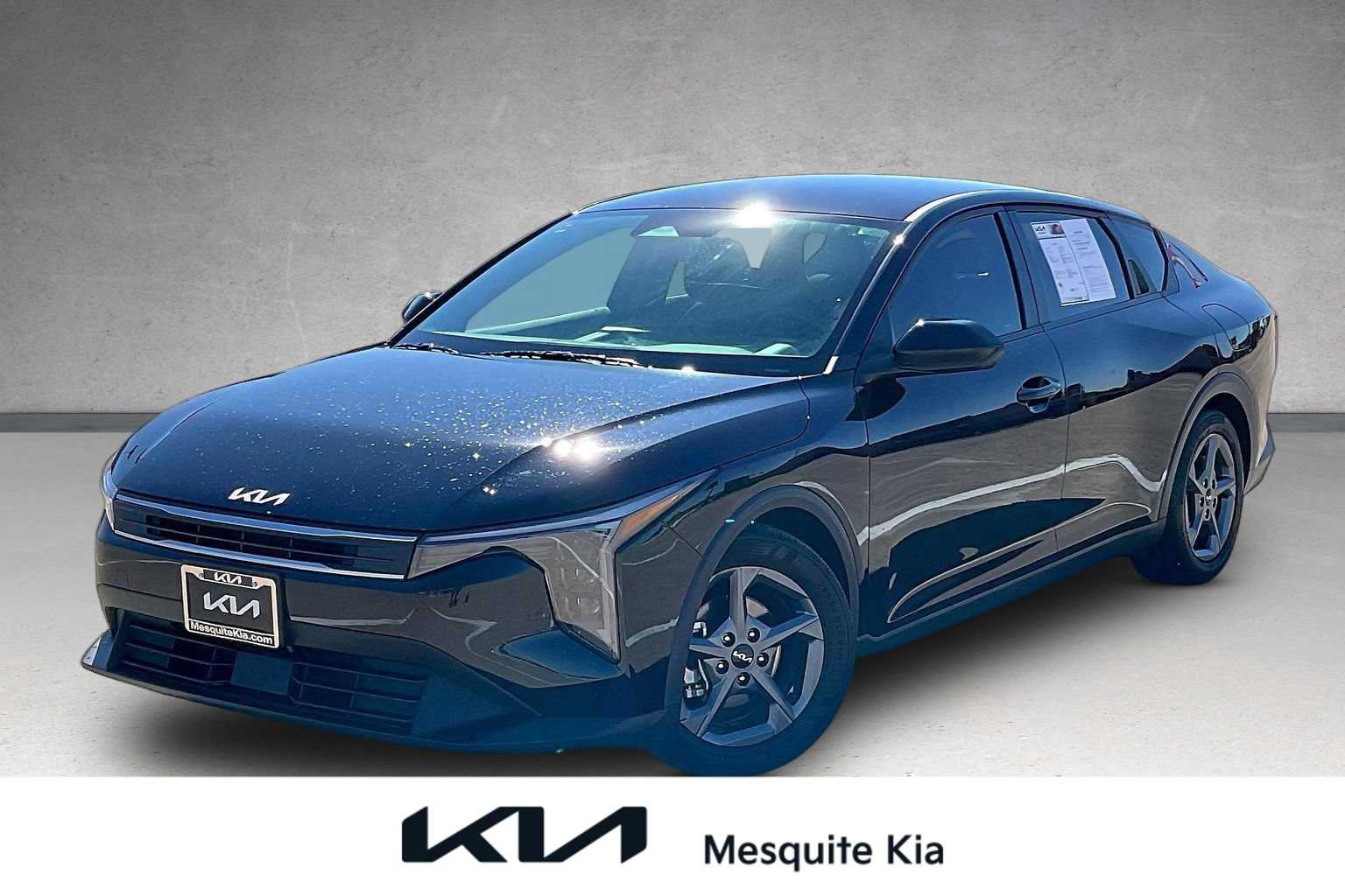 Certified 2025 Kia K4 FWD image 1