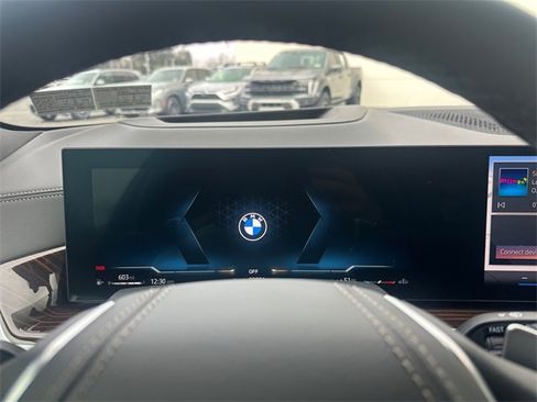 New 2026 BMW X5 xDrive40i w/ Climate Comfort Package image 18