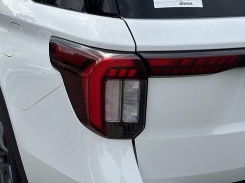 New 2026 Ford Explorer ST AWD/4WD image 11