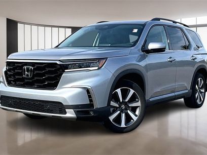 Used 2025 Honda Pilot Touring