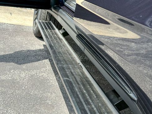 New 2026 Cadillac Escalade Platinum Sport w/ LPO, ONYX Package AWD/4WD image 9