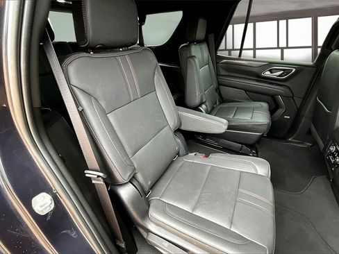 Used 2022 Chevrolet Tahoe RST w/ Luxury Package image 28