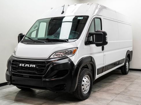 Used 2023 RAM ProMaster 2500 FWD image 7