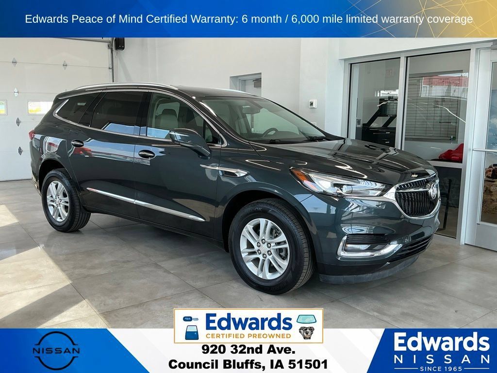 Used 2021 Buick Enclave Essence w/ Sound and Sites Package AWD/4WD image 2