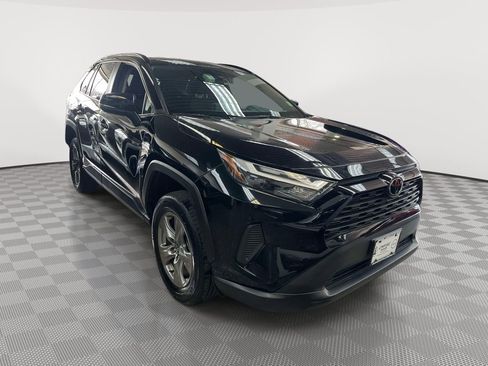 Used 2024 Toyota RAV4 XLE image 2