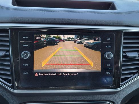Used 2018 Volkswagen Atlas SEL FWD image 27