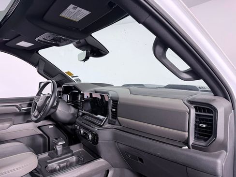 Used 2023 Chevrolet Silverado 1500 ZR2 w/ Technology Package image 28