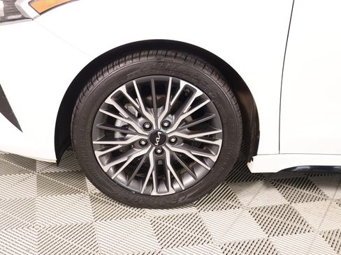 Used 2022 Kia Forte GT-Line w/ GT-Line Premium Package FWD image 18