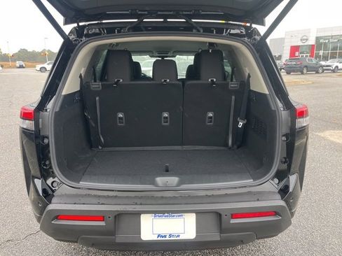 New 2025 Nissan Pathfinder SV image 26