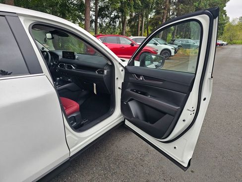 New 2025 MAZDA CX-5 Carbon Edition image 29