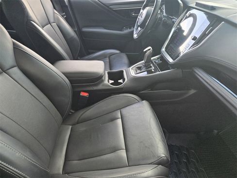 Used 2022 Subaru Outback Limited XT image 13
