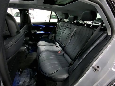 Used 2025 Mercedes-Benz E 450 4MATIC All-Terrain Wagon image 21