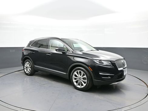 Used 2019 Lincoln MKC Select w/ Select Plus Package image 4