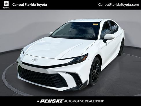 Certified 2026 Toyota Camry SE w/ Convenience Package FWD image 1