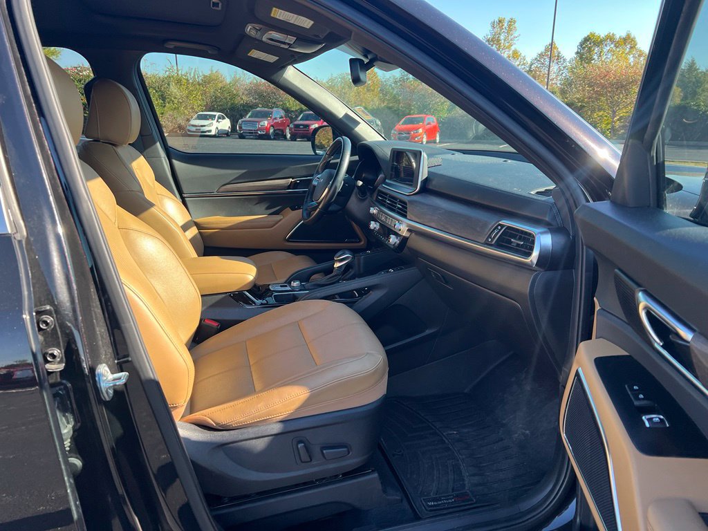 Used 2022 Kia Telluride SX w/ Towing Package FWD image 10