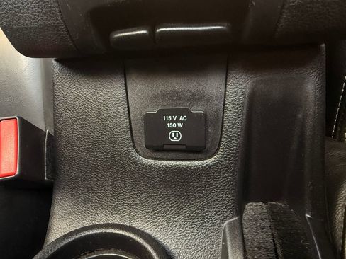 Used 2015 Jeep Wrangler Rubicon w/ Power Convenience Group AWD/4WD image 19