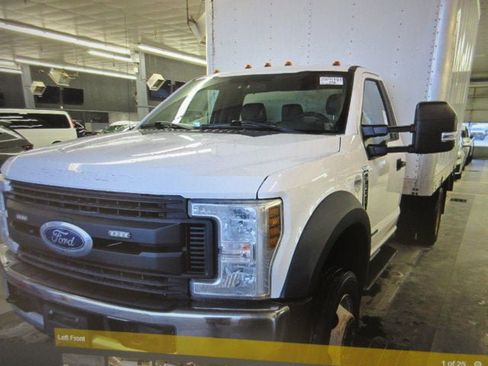 Used 2019 Ford F550 2WD Regular Cab Super Duty w/ XL Value Package image 1