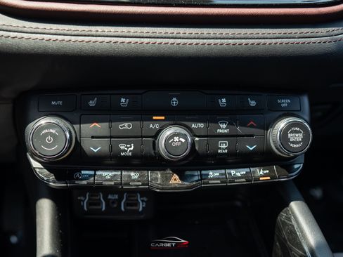 Used 2021 Dodge Durango Citadel w/ Premium Entertainment Group RWD image 36