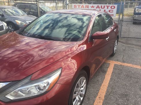 Used 2016 Nissan Altima 2.5 S w/ Power Driver Seat Package image 5