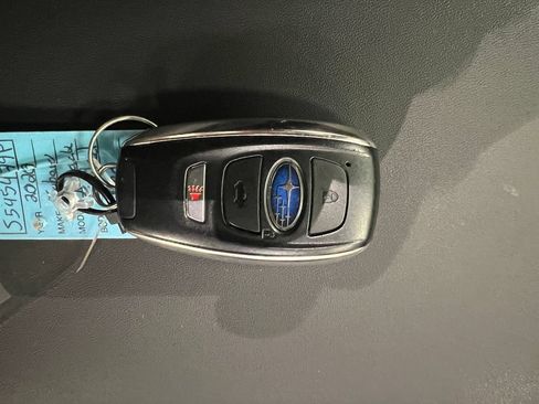Used 2020 Subaru Outback Limited AWD/4WD image 30
