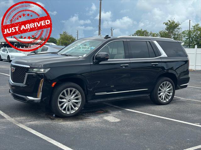 Used 2022 Cadillac Escalade Premium Luxury AWD/4WD image 2