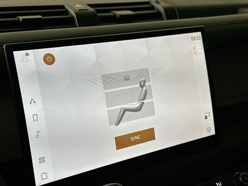 Certified 2025 Land Rover Defender 110 S image 18