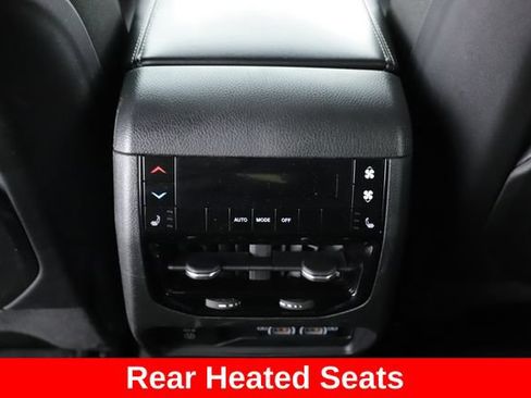 Used 2025 Jeep Grand Cherokee L Limited AWD/4WD image 29