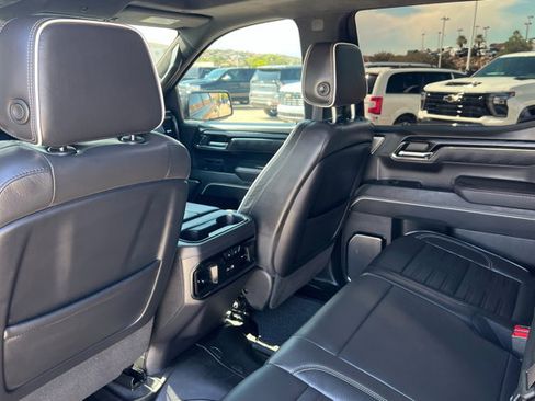 Used 2024 GMC Sierra 1500 AT4X image 19