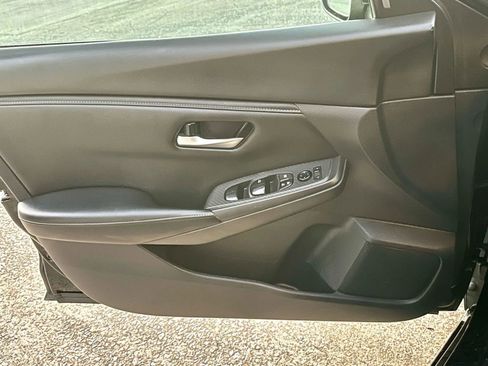 Used 2021 Nissan Sentra SV image 26