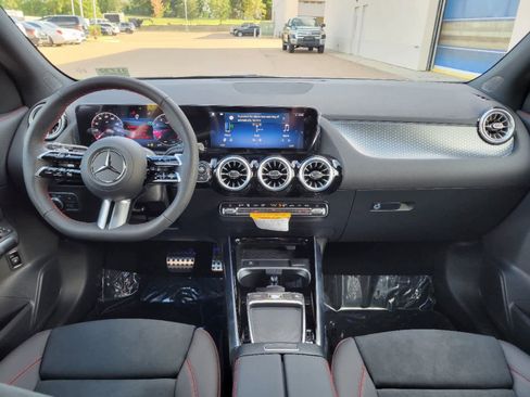 New 2025 Mercedes-Benz GLA 250 image 7