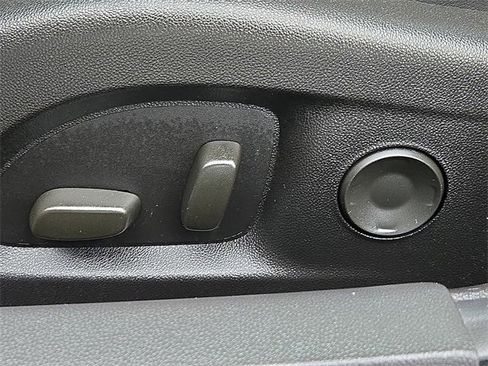 Certified 2025 Cadillac CT4 Premium Luxury image 18