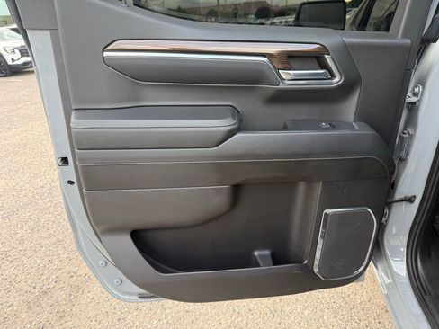 Used 2024 Chevrolet Silverado 1500 LT Trail Boss w/ LT Trail Boss Premium Package image 22