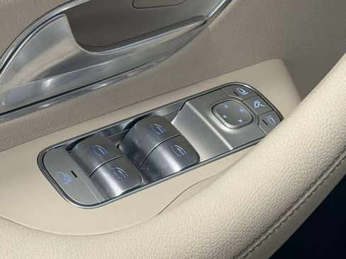 Certified 2024 Mercedes-Benz GLS 450 4MATIC image 16