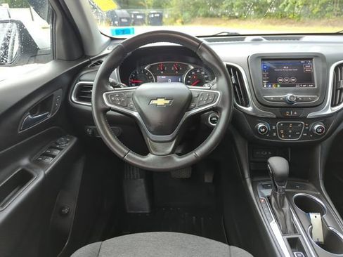 Used 2022 Chevrolet Equinox LT image 20