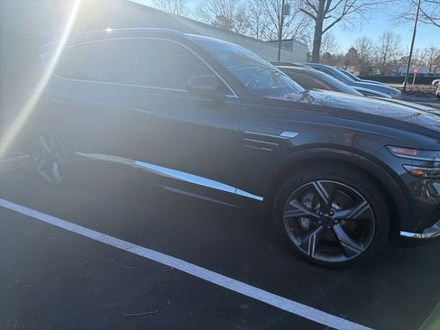 Used 2025 Genesis GV80 3.5T Prestige image 9