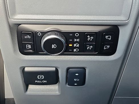 New 2025 Ford F150 XLT w/ Equipment Group 303A High image 27