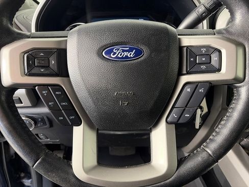 Used 2018 Ford F250 Lariat w/ Lariat Value Package image 13