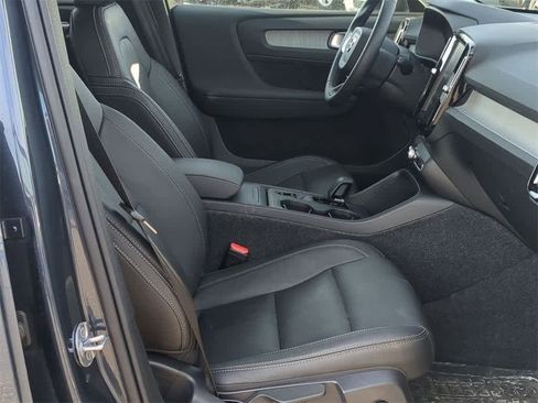 Used 2026 Volvo XC40 B5 Core w/ Protection Package Premier image 20